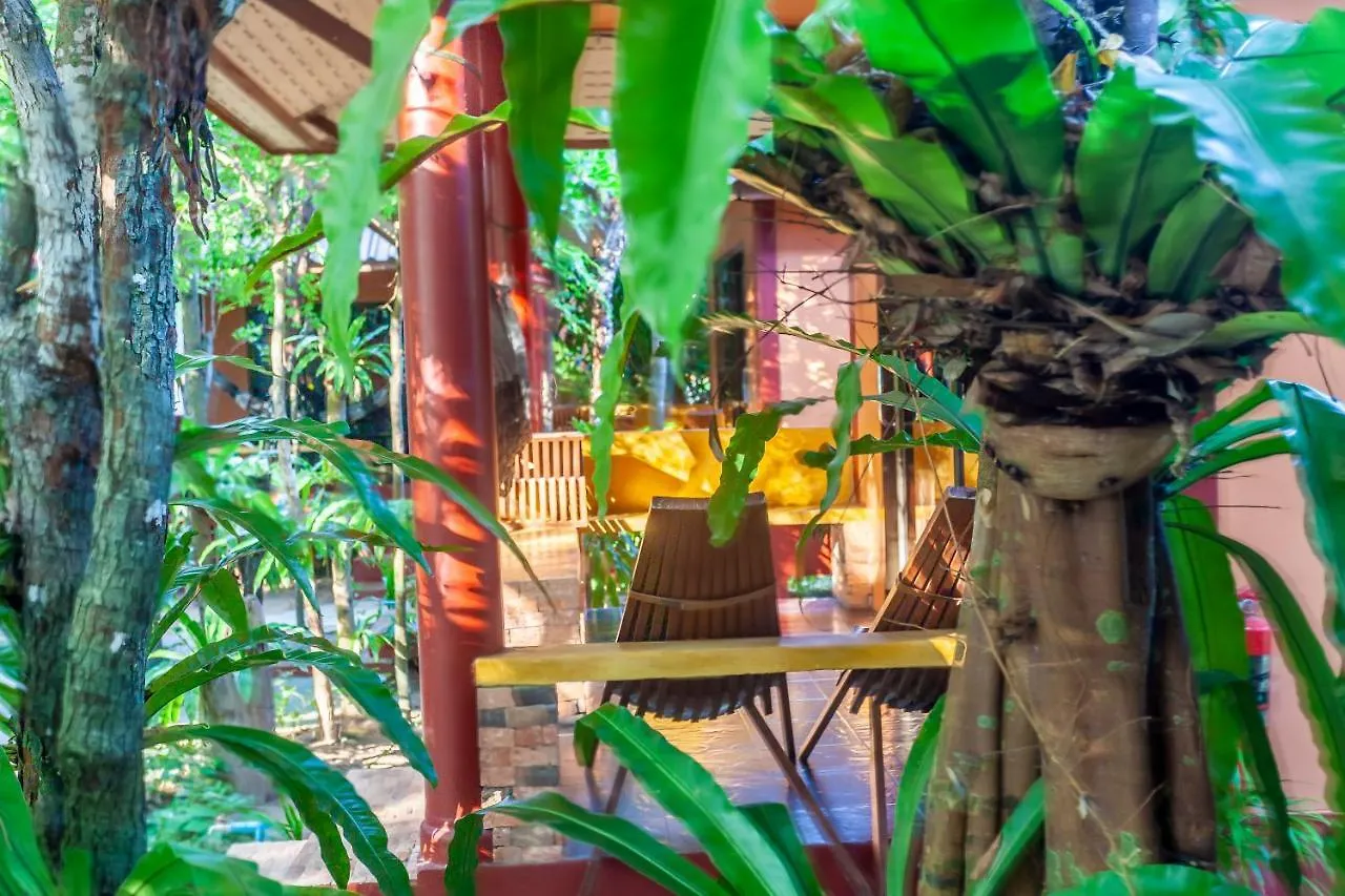 Lanta Pearl Beach Resort Ko Lanta 3*,  Tayland